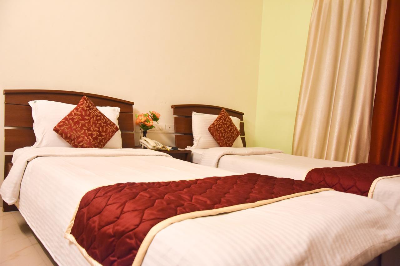 Hotel Spacio Chennai Ngoại thất bức ảnh